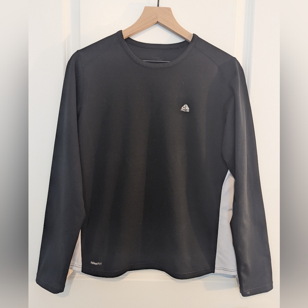 Nike Fit ACG Black & White Tech Long Sleeve Top Size XL